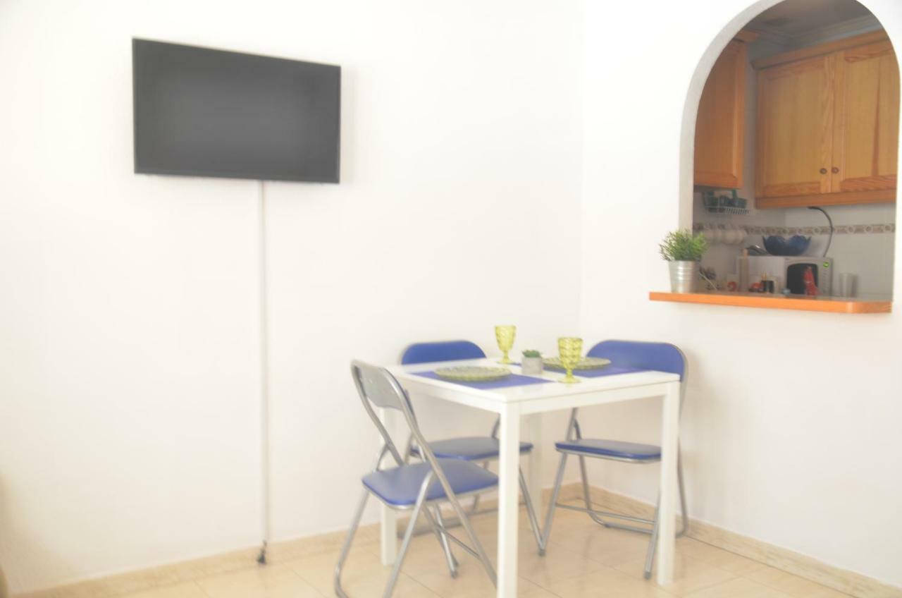 Pretty Studio With Swimming Pool Torrevieja Exterior photo
